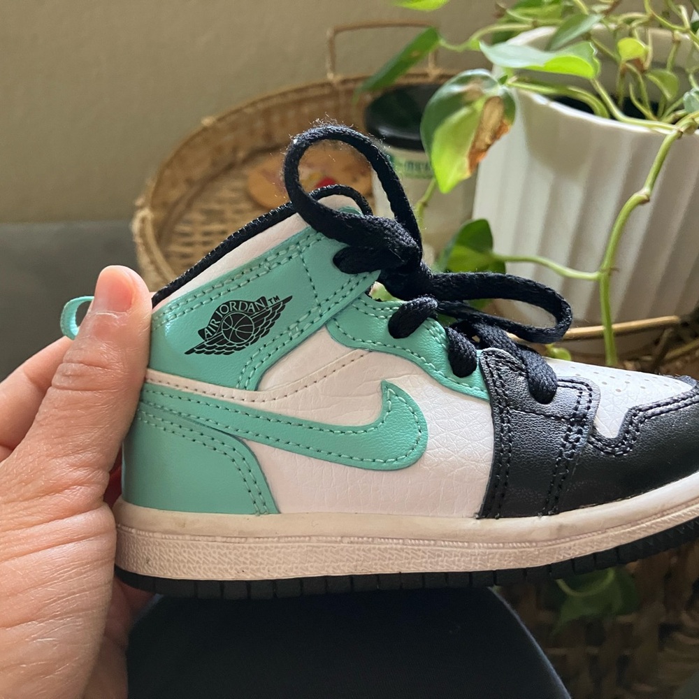 Jordan 1 Mid Toddler Boy Shoes Size 6C